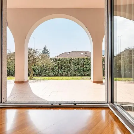 Casa Bianca Bruino, Privacy E Confort *