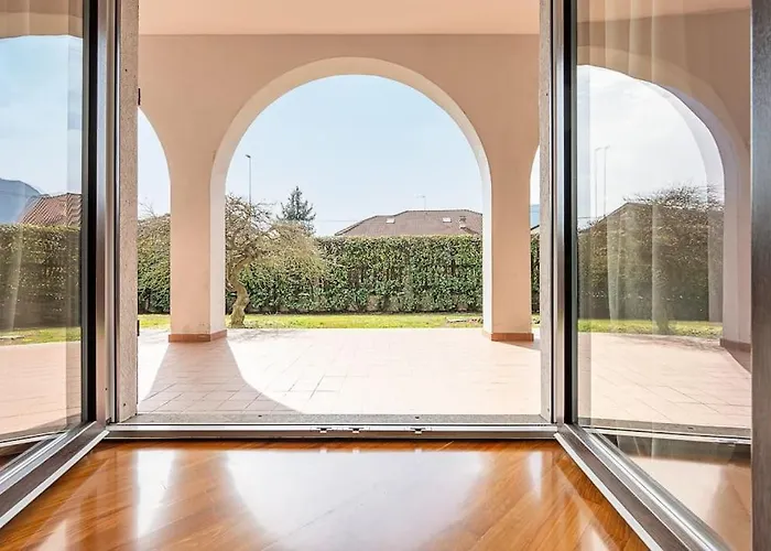 Casa Bianca Bruino, Privacy E Confort *